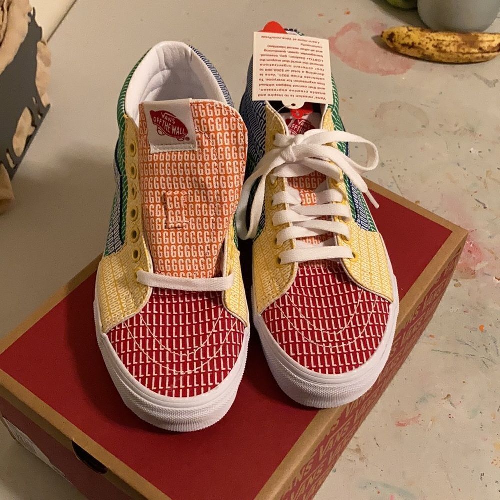 Vans Sk8 Mid Pride - Picture 2 of 10